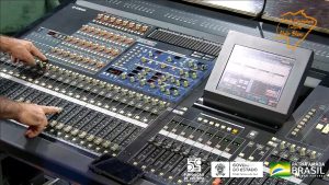 imagem: reprodução do video: Aula de Mesa de som - Julio Alves -YT