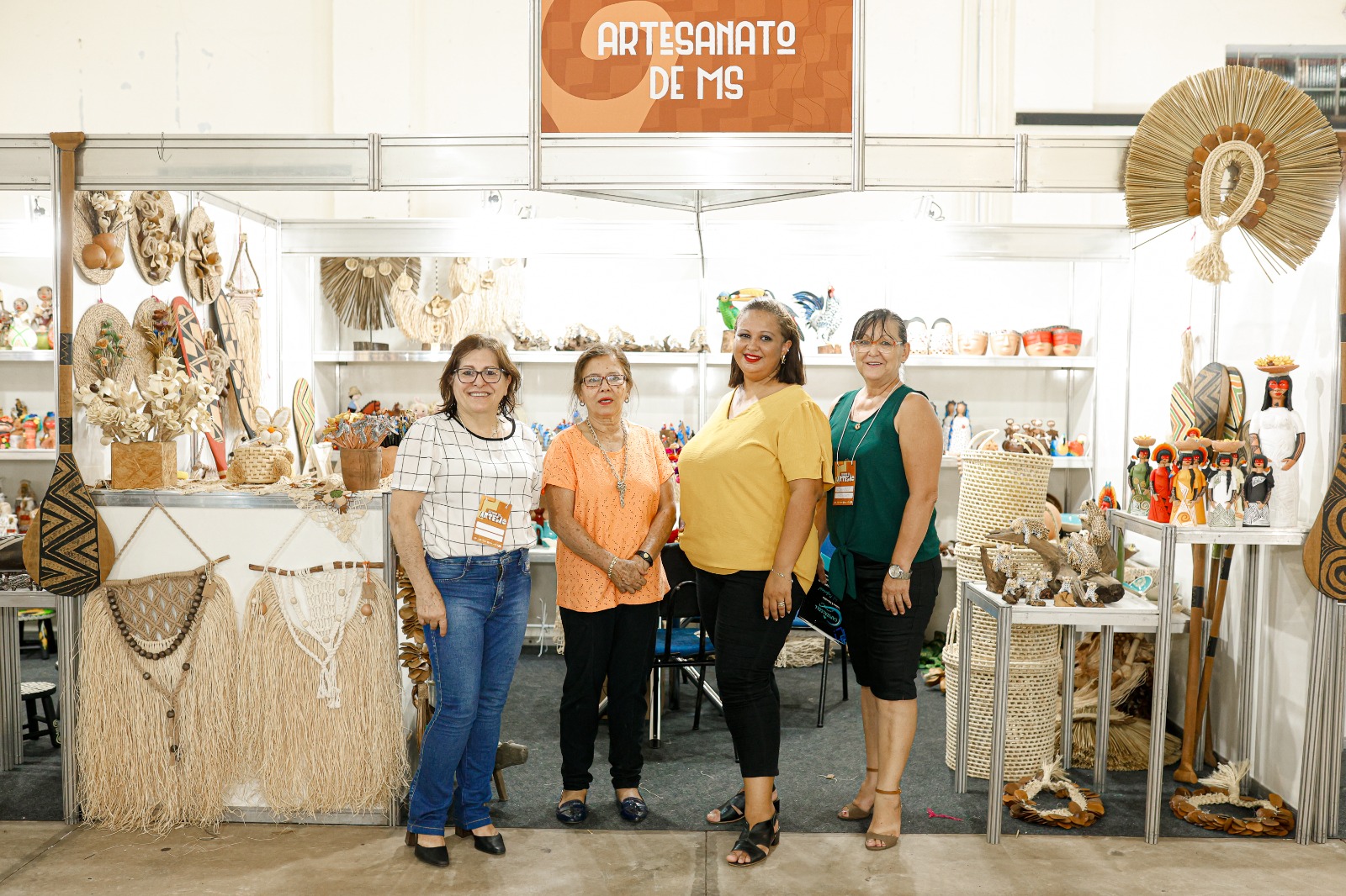 Feira Mãos que Criam durante a Semana do Artesão amplia a participação de artesãos do interior do estado Feira Mãos que Criam durante a Semana do Artesão amplia a participação de artesãos do interior do estado