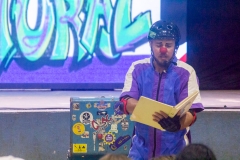 Circo-Le-Chapeau-O-incrivel-atirador-de-facas-124