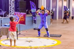 Circo-Le-Chapeau-O-incrivel-atirador-de-facas-142