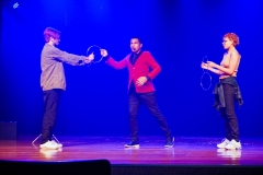 Espetaculo-Circo-Interacoes-Magicas-com-Ilusionista-Thiper-Thiago-Caboclo-09576