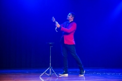 Espetaculo-Circo-Interacoes-Magicas-com-Ilusionista-Thiper-Thiago-Caboclo-09619