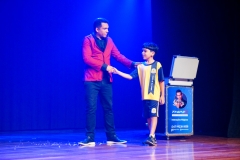 Espetaculo-Circo-Interacoes-Magicas-com-Ilusionista-Thiper-Thiago-Caboclo-09626
