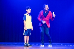 Espetaculo-Circo-Interacoes-Magicas-com-Ilusionista-Thiper-Thiago-Caboclo-09633