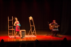 Espetaculo-Teatral-Aquele-Aquela-Menos-Ela-Liz-Natali-Soria-2514