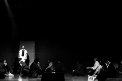 Espetaculo-Teatral-EPQVME-–-Eu-Preciso-Que-Voces-Me-Escutem-Andre-Tristao-9421