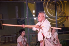 Espetaculo-Teatral-Tekoha-–-Ritual-de-Vida-e-Morte-do-Deus-Pequeno-Teatro-Imaginario-Maracangalha-1491