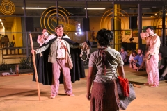 Espetaculo-Teatral-Tekoha-–-Ritual-de-Vida-e-Morte-do-Deus-Pequeno-Teatro-Imaginario-Maracangalha-1705