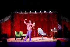 Espetaculo-Teatral-Tesoura-com-Teatral-Grupo-de-Risco-8792