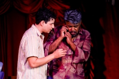 Espetaculo-Teatral-Tesoura-com-Teatral-Grupo-de-Risco-8872