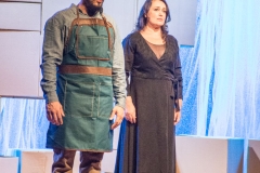 Espetaculo-Teatral-Todo-redemoinho-comeca-com-um-Sopro-Teatro-Cia-OFIT-1280