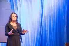 Espetaculo-Teatral-Todo-redemoinho-comeca-com-um-Sopro-Teatro-Cia-OFIT-1281