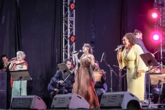 Orquestra-de-Camara-do-Pantanal-e-Sinfonica-de-CG-–-Mercedes-Sosa-a-voz-da-America-do-Sul-Juci-Ibanez-Marta-Cel-e-Lorraine-Espindola-Fotos-Elias-Campos-9899