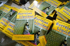 05-17-16 lançamento do livro estrelas liquidas - Athayde Nery - morada dos Bais - 1035