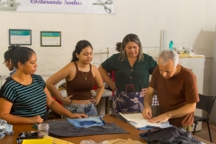 oficina-recriar-upcycling-em-jeans-luiz-gugliatto-fotos-Altair-Santos-7821