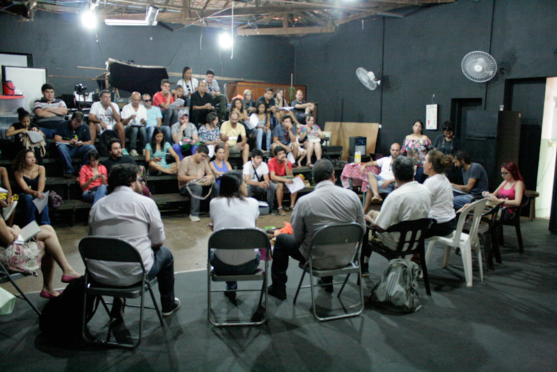 03-24-15 boca de cena - roda de conversa - organização da classe teatral no brasil - referencias e avanços - teatral grupo de risco - 8136.JPG